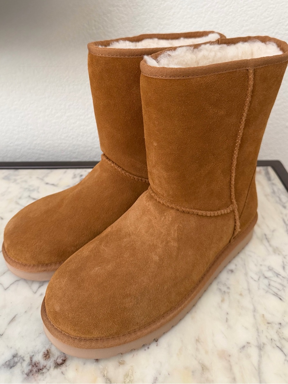 Koolabura by Ugg Women's Classic Suede Shearling Boots - Chestnut